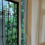 Апартаменты Ortakoey House *